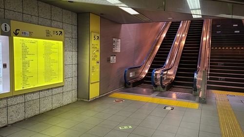 エスカレーター